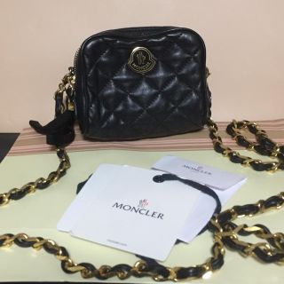 限定値下げ????極レア MONCLER ポシェット