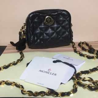 モンクレール(MONCLER)の専用です。 モンクレール Luisa ポシェット 新品(ショルダーバッグ)