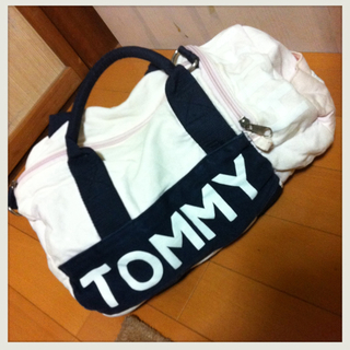 トミーヒルフィガー(TOMMY HILFIGER)のtommy bag(ハンドバッグ)