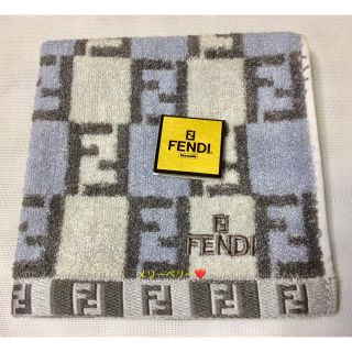 フェンディ(FENDI)の【新品】❤️フェンディ タオルハンカチ❤︎シルク混タイプ✨C(ハンカチ)