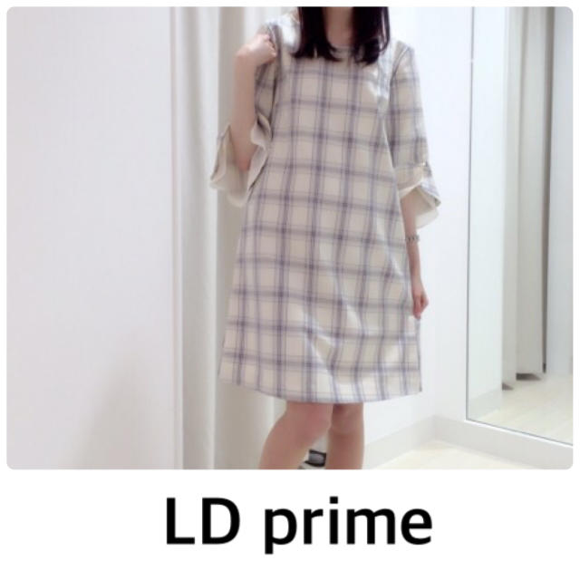 LD prime(エルディープライム)の【新品】アナウンサー着用LDprime チェックワンピース袖フリルサックワンピ レディースのワンピース(ひざ丈ワンピース)の商品写真