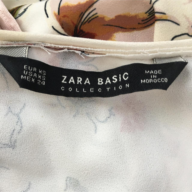 ZARA(ザラ)のZARA 花柄バックデザイントップス レディースのトップス(カットソー(半袖/袖なし))の商品写真