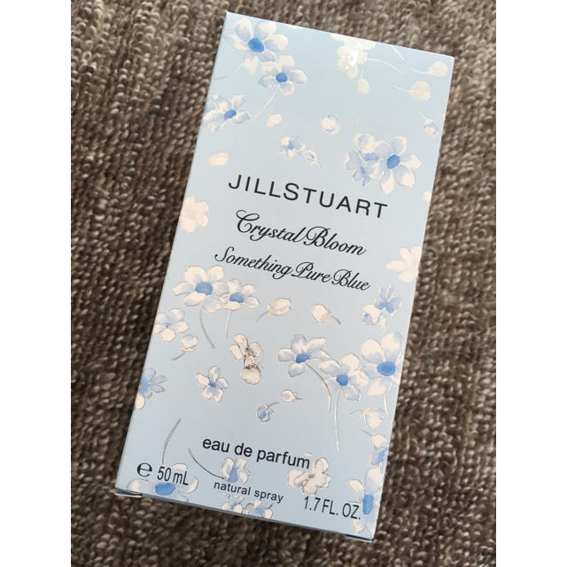 JILLSTUART(ジルスチュアート)のココロ様専用＊ジル♡クリスタルブルーム  サムシングピュアブルー 50ml コスメ/美容の香水(香水(女性用))の商品写真