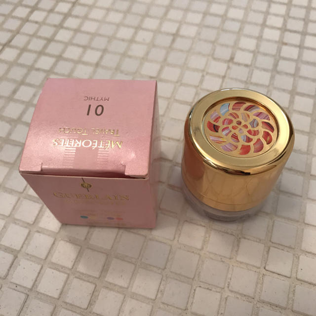 GUERLAIN(ゲラン)のGUERLAIN パウダー コスメ/美容のベースメイク/化粧品(フェイスパウダー)の商品写真