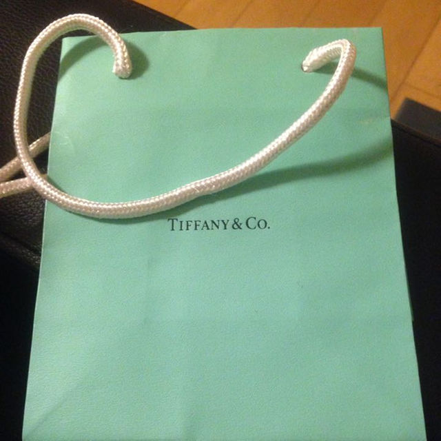 Tiffany & Co.(ティファニー)のティファニー 紙袋 メンズのファッション小物(その他)の商品写真