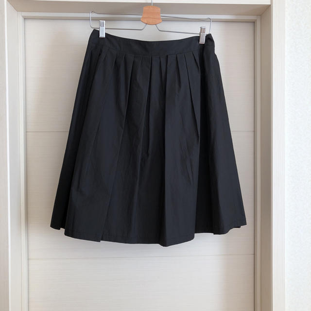 RU(アールユー)のru 未使用品 ギャザースカート 表示３Lサイズ(実際は2Lサイズ位)ブラック レディースのスカート(ひざ丈スカート)の商品写真