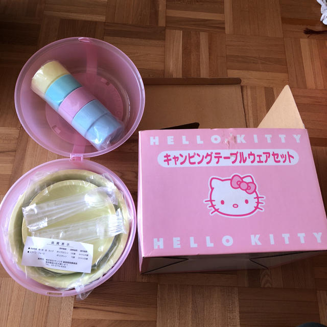 ☆☆値下げ キティーちゃん キャンプテーブルウェアセット | フリマアプリ ラクマ