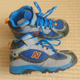 ニューバランス(New Balance)のＮＢ トレッキングシューズ 子供用20㎝ ユキコアラ様専用(登山用品)