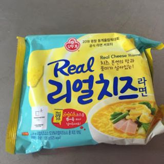 ニッシンショクヒン(日清食品)のリアルチーズラーメン 韓国ラーメン(インスタント食品)