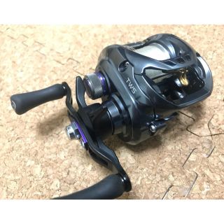 ダイワ(DAIWA)のダイワ タトゥーラSV 【ソルト対応】【美品】(リール)