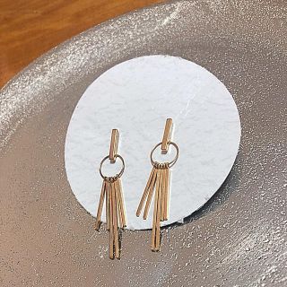 ザラ(ZARA)のピアス(ピアス)