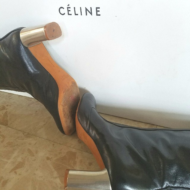 celine(セリーヌ)の値下げ！セリーヌ大人気バンバンロングブーツ　23.5cm～24.0cm レディースの靴/シューズ(ブーツ)の商品写真