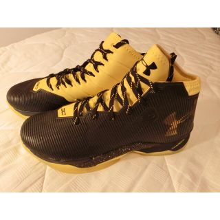 アンダーアーマー(UNDER ARMOUR)のアンダーアーマー【Curry 2.5 "Black Taxi"】26.5㎝(バスケットボール)