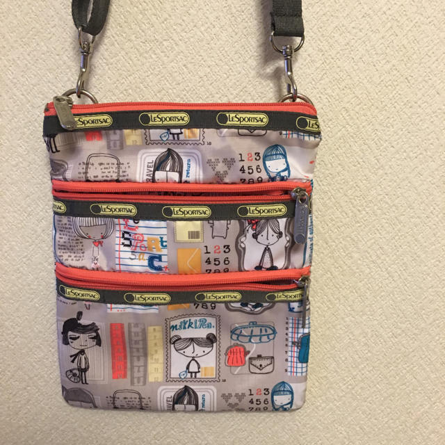 LeSportsac(レスポートサック)のレスポートサック  ショルダーバック レディースのバッグ(ショルダーバッグ)の商品写真