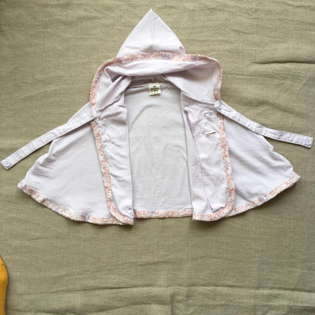 伊勢丹(イセタン)のぶぅ様専用！美品☆ベビーケープ キッズ/ベビー/マタニティのベビー服(~85cm)(カーディガン/ボレロ)の商品写真