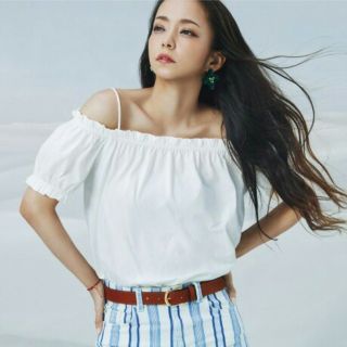 エイチアンドエム(H&M)の安室奈美恵×H&M オフショルLサイズ(カットソー(半袖/袖なし))