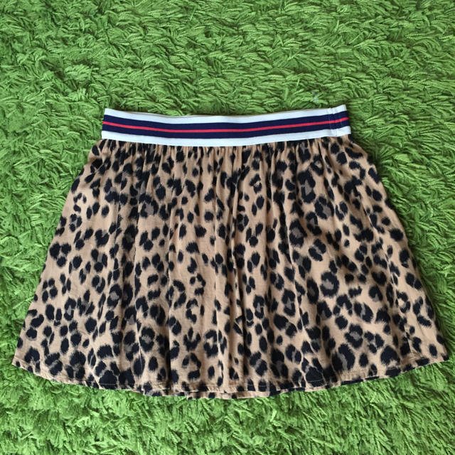 Old Navy(オールドネイビー)のオールドネイビースカート キッズ/ベビー/マタニティのキッズ服女の子用(90cm~)(スカート)の商品写真