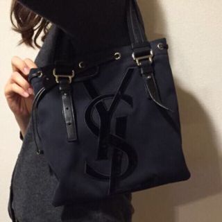 Saint Laurent - イブサンローラン☆カハラトートバッグの通販 by ...