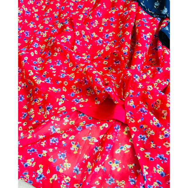 Lily Brown(リリーブラウン)の花柄ブラウス&スカート週末ラストセール レディースのレディース その他(セット/コーデ)の商品写真