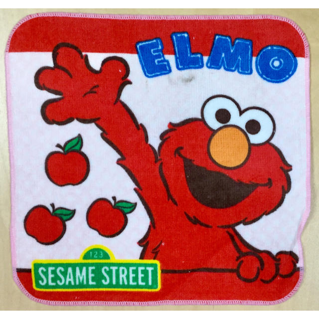 SESAME STREET(セサミストリート)のセサミストリート☆新品☆ハンドタオル☆おまけ☆ミニタオル インテリア/住まい/日用品の日用品/生活雑貨/旅行(タオル/バス用品)の商品写真