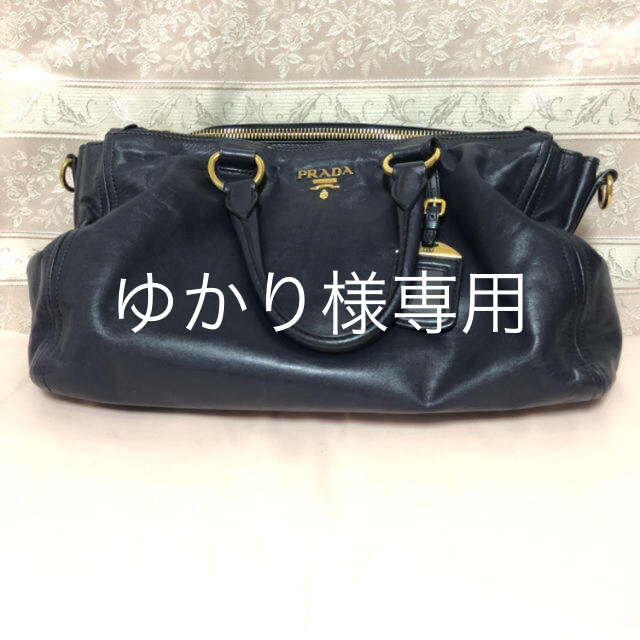 PRADA レザーバッグ ネイビー 美品☺︎ PRADA レザーバッグ ネイビー 美品☺︎