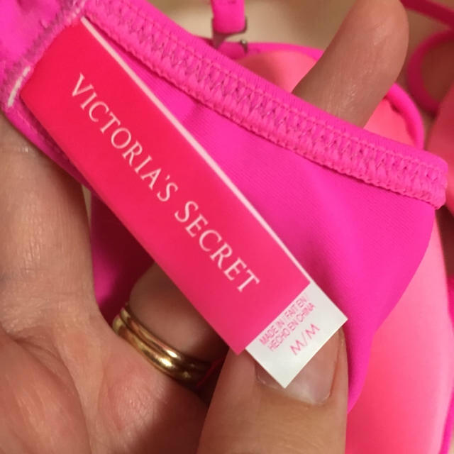 Victoria's Secret(ヴィクトリアズシークレット)のヴィクトリアシークレット ビキニ トップ ブラトップ レディースの水着/浴衣(水着)の商品写真