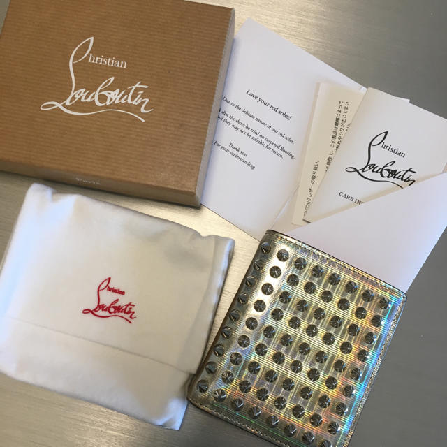 Christian Louboutin(クリスチャンルブタン)のChristian Louboutin 財布 レディースのファッション小物(財布)の商品写真