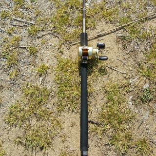 SHIMANO - ビッグベイト用レサト1705Rロッドのみで。の通販|ラクマ