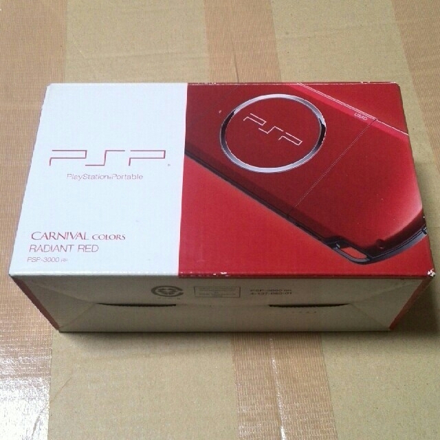 PlayStation Portable(プレイステーションポータブル)のPSP-3000 RADIANT RED エンタメ/ホビーのゲームソフト/ゲーム機本体(携帯用ゲーム機本体)の商品写真