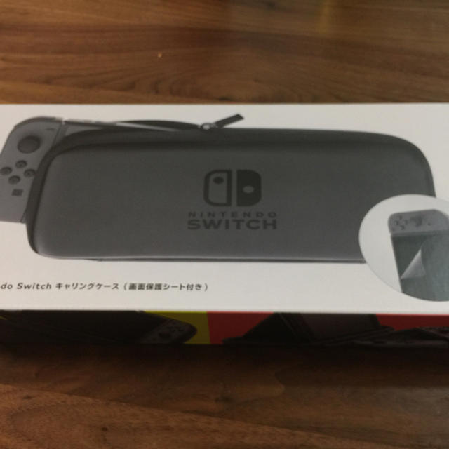 Nintendo Switch - 任天堂switchキャリングケース、両面保護シート付きの通販 by sato's shop｜ニンテンドー