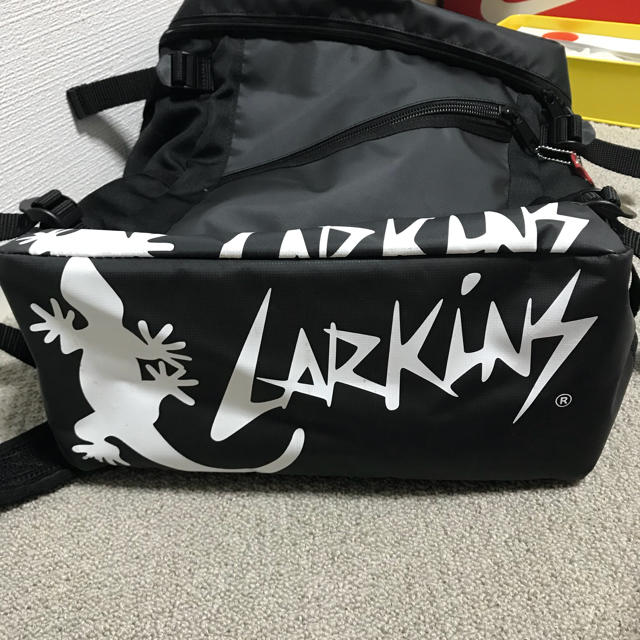 ラーキンス リュック メンズのバッグ(バッグパック/リュック)の商品写真