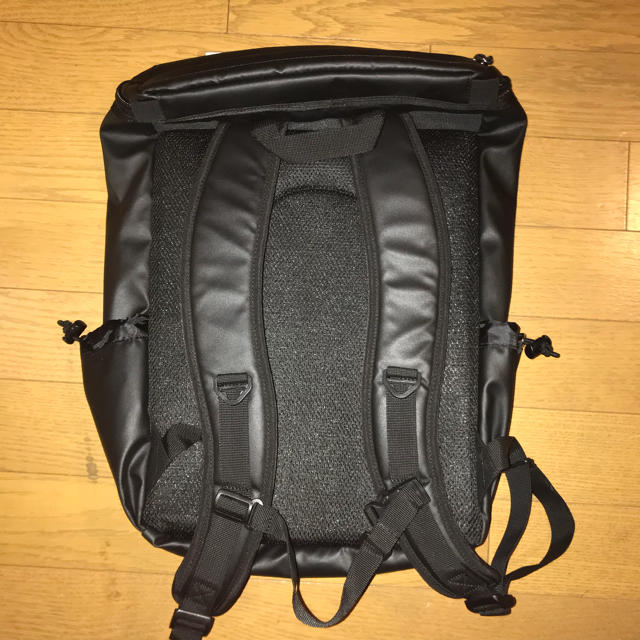 THRASHER(スラッシャー)の新品未使用品 THRASHER 黒 BLACK 黒ロゴ BACKPACK レディースのバッグ(リュック/バックパック)の商品写真