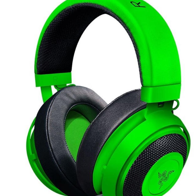 LAZER(レイザー)の【超美品】Razer Kraken Pro V2 Green Oval スマホ/家電/カメラのオーディオ機器(ヘッドフォン/イヤフォン)の商品写真