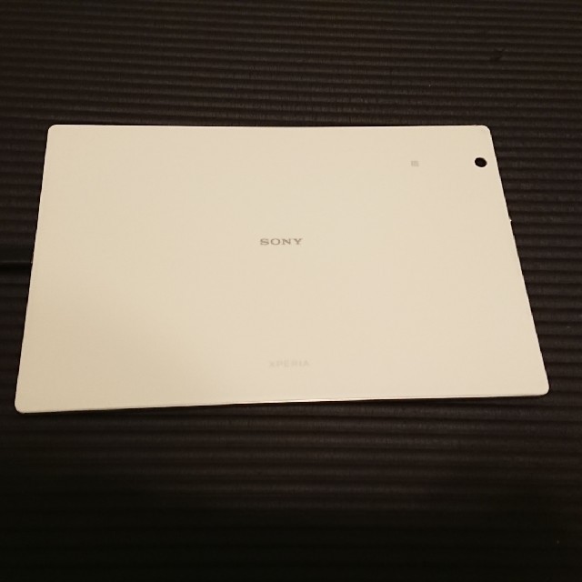 Xperia(エクスペリア)のXperia Z4 Tablet SGP771 White32GB スマホ/家電/カメラのPC/タブレット(タブレット)の商品写真