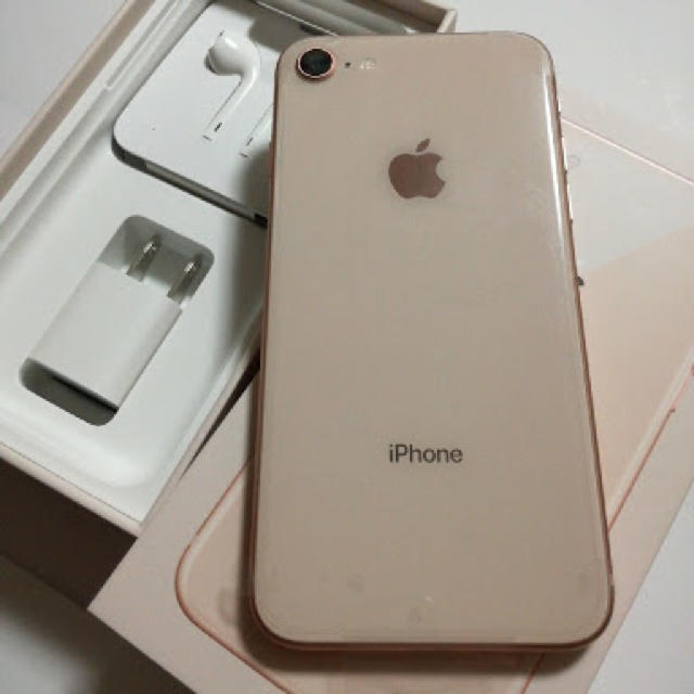 最終値下げ Apple - iphone8/64GB/Gold/docomo スマートフォン本体 ...