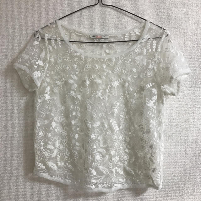 Bershka(ベルシュカ)の総レーストップス レディースのトップス(Tシャツ(半袖/袖なし))の商品写真