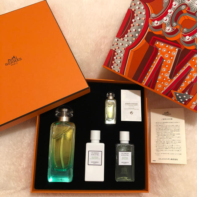 Hermes(エルメス)の★新品未使用・未開封★HERMES エルメス ナイルの庭 セット コスメ/美容の香水(ユニセックス)の商品写真