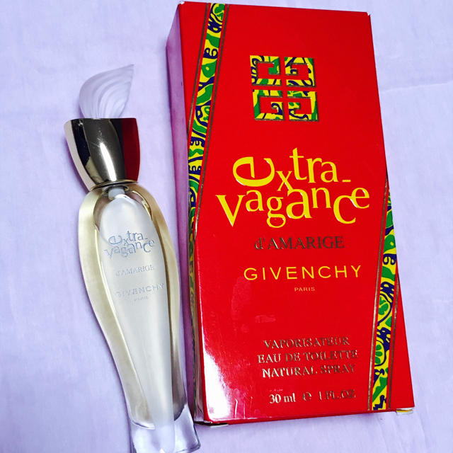 GIVENCHY(ジバンシィ)の新品 ジバンシー 香水 50ml GIVENCHY エクストラヴァガンス コスメ/美容の香水(香水(女性用))の商品写真