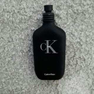 カルバンクライン(Calvin Klein)のCK be カルバンクライン　シーケービー　オードトワレ　100 ml　香水(ユニセックス)