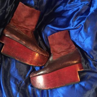ヴィヴィアンウエストウッド(Vivienne Westwood)の貴重限定生産 赤レザー×スエード切替ロッキンホースブーツ(ブーツ)