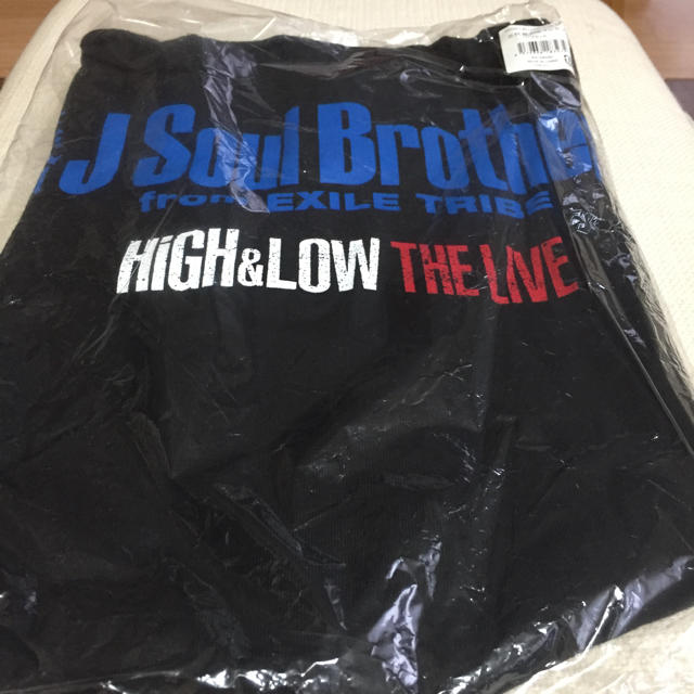 三代目 J Soul Brothers(サンダイメジェイソウルブラザーズ)の三代目JSB HiGH＆LOW Tシャツ エンタメ/ホビーのタレントグッズ(ミュージシャン)の商品写真