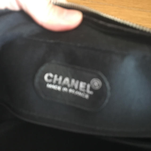 CHANEL(シャネル)のいたっち様専用斜めがけ マザーズバック レディースのバッグ(ショルダーバッグ)の商品写真