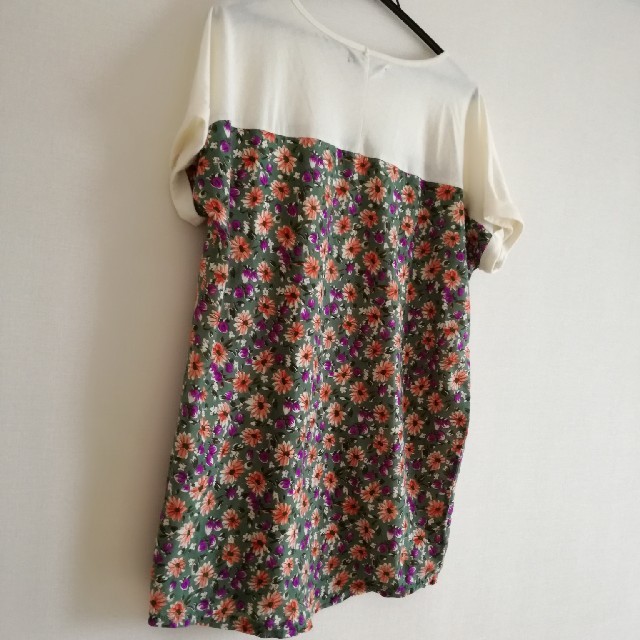 Ciaopanic(チャオパニック)の花柄シャツ　チャオパニック　長め丈 レディースのトップス(Tシャツ(半袖/袖なし))の商品写真