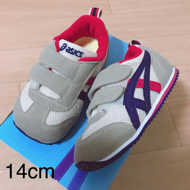 asics(アシックス)のasics 14cm キッズ/ベビー/マタニティのベビー靴/シューズ(~14cm)(スニーカー)の商品写真