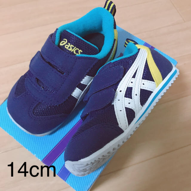 asics(アシックス)のasics 14cm キッズ/ベビー/マタニティのベビー靴/シューズ(~14cm)(スニーカー)の商品写真