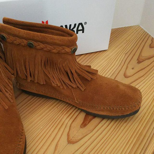 Minnetonka(ミネトンカ)のミネトンカバックジップブーツ レディースの靴/シューズ(ブーツ)の商品写真