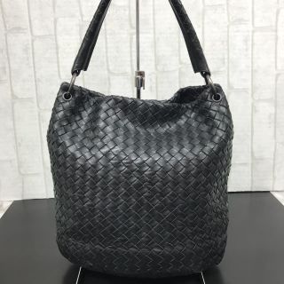 ボッテガヴェネタ(Bottega Veneta)のボッテガヴェネタ ハンドバッグ  黒  イントレチャート(ハンドバッグ)