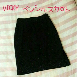 ビッキー(VICKY)の美品♡ラメドット タイトペンシルスカート(ひざ丈スカート)