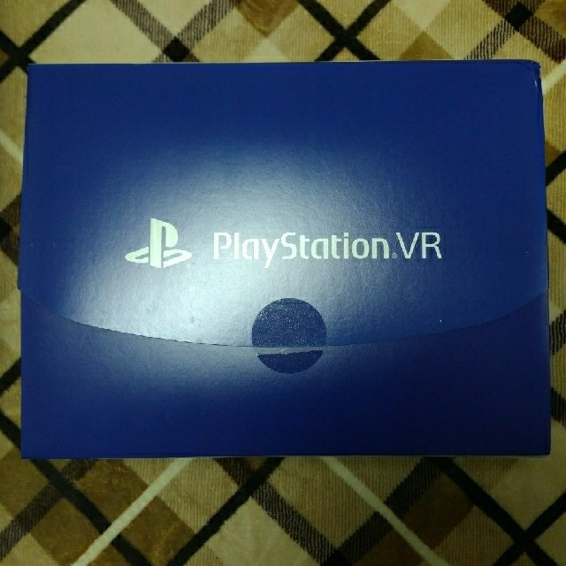 PlayStation VR(プレイステーションヴィーアール)の【新品】PSVR CUHJ-16003 エンタメ/ホビーのゲームソフト/ゲーム機本体(家庭用ゲーム機本体)の商品写真