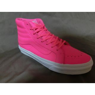 ヴァンズ(VANS)の海外限定 PINKオールレザー バンズ【Sk8-Hi Slim】24.5㎝(スニーカー)